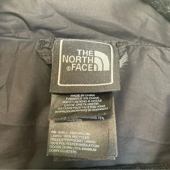 The North Face 550 down black  jacket - Picture 4 of 5